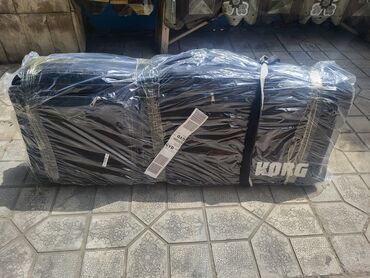 Futlyarlar, çexollar: Korg klaviatura daşımaq üçün nəzərdə tutulmuş bu qara rəngli çanta — 10