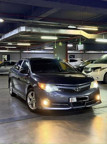 bmw 1 8: Toyota Camry: 2012 г., 2.5 л, Автомат, Бензин, Седан — 1