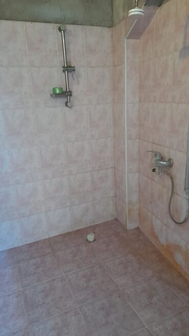 Uzunmüddətli kirayə mənzillər: Ev Nefçiler metrosundan 2 dayanacaq yuxari Bakixanovda yerleşir Elan — 8