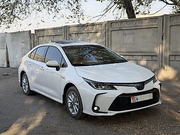 машина за 200 тысяч сом: Toyota Corolla: 2021 г., 1.8 л, Гибрид, Седан — 10