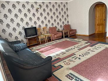 ломоносова: Сдаю 4-х комнатную квартиру 102 кв.м индивидуалка,дом кирпичный зимой — 2