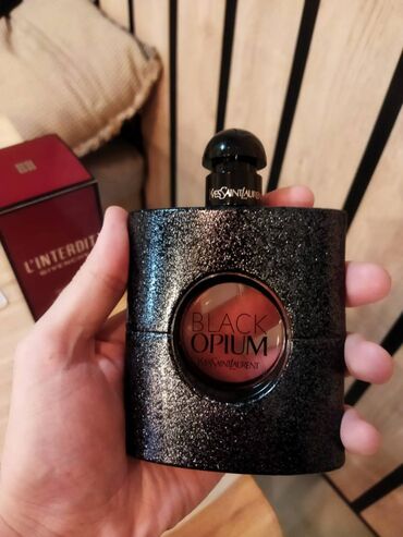 ətir qutusu: Black Opium EDP 90ml. Ətirlər mağazalardan artıq qalan, satılmayan