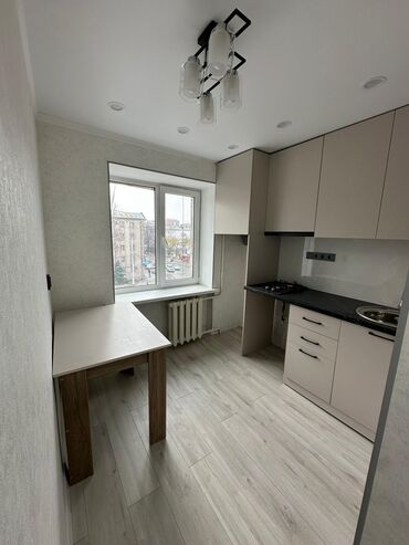 ибраимова правда: 2 комнаты, 45 м², Индивидуалка, 4 этаж, Евроремонт
