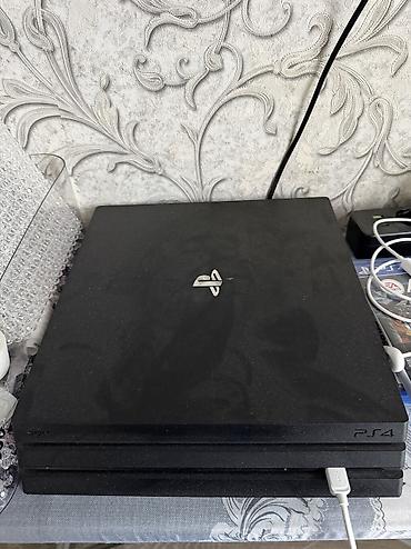 ps plus: Игровая консоль Sony PlayStation 4 Pro с 2 геймападами И 2 играми ufc — 2