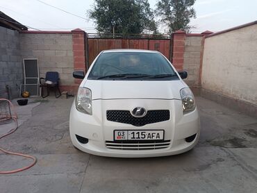 купить тойота виш: Toyota Vitz: 2006 г., 1 л, Вариатор, Бензин, Хэтчбэк