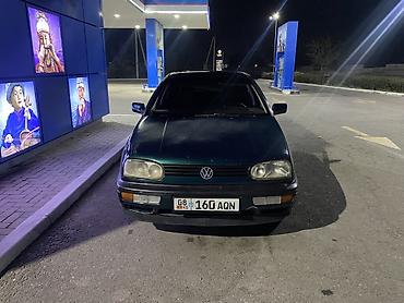 Volkswagen: Volkswagen Golf: 1995 г., 1.8 л, Механика, Газ, Хэтчбэк — 4