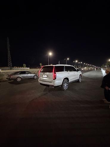 купить escalade: Cadillac Escalade: 2021 г., 6.2 л, Автомат, Бензин, Внедорожник — 7