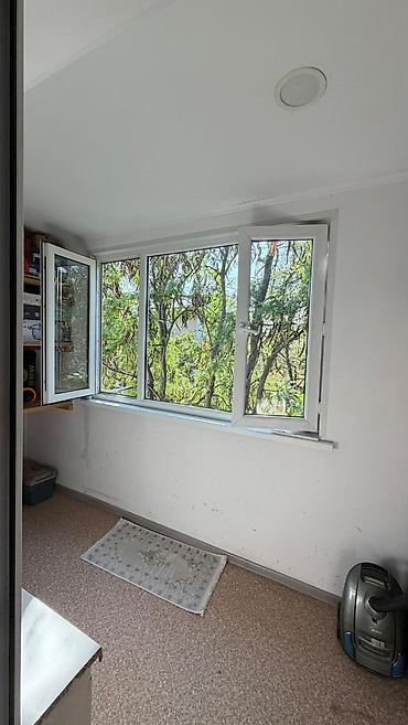 трех комнатную квартиру 8мкр: 2 комнаты, 50 м², 8 мкр Индивидуалка, 5 этаж, Свежий ремонт — 5