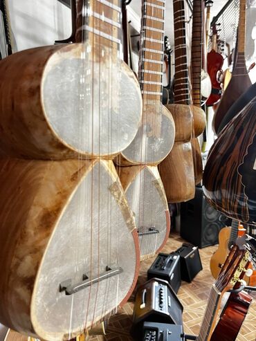 Akustik gitaralar: TARLAR SATIŞDA 🎶 Peşəkar və yeni başlayan ifaçılar üçün tar