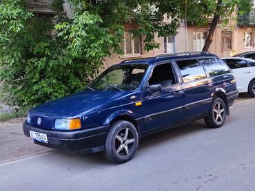volkswagen hover car: Volkswagen Passat: 1992 г., 1.8 л, Механика, Бензин, Универсал