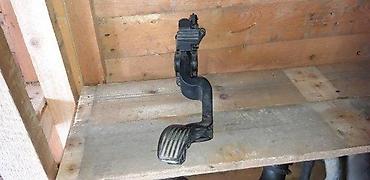 auta srbije.rs: ELEKTRICNA PEDALA GASA FIAT STILO | pedala gasa fiat stilo, fiat — 1