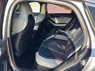 BYD: BYD Qin: 2022 г., Гибрид, Седан — 4