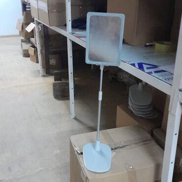 Vitrin üçün aksesuarlar: Bir başa istehsalçıdan.Məhsullarınız üçün özəl stend vitrinlər — 28