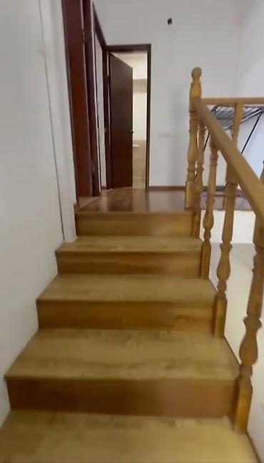 Продажа коттеджей и домов: *Продаётся коттедж в Иссыкуль 90м2, 2 этажа, в коттеджном городке — 3