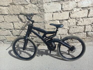 Şəhər velosipedləri: İşlənmiş Şəhər velosipedi Adidas, 26", sürətlərin sayı: 7, Ünvandan götürmə