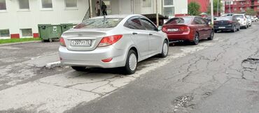 газ 4 поколение: Hyundai Solaris: 2013 г., 1.6 л, Механика, Газ, Седан