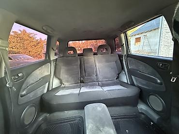 арзан машине: Mitsubishi Outlander: 2002 г., 2.4 л, Автомат, Бензин, Кроссовер — 10