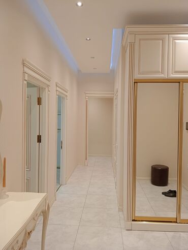 Qonaq otağı dəstləri: Daxili dizayn və mebel paketi – klassik-lüks stil - Geniş qonaq otağı — 28