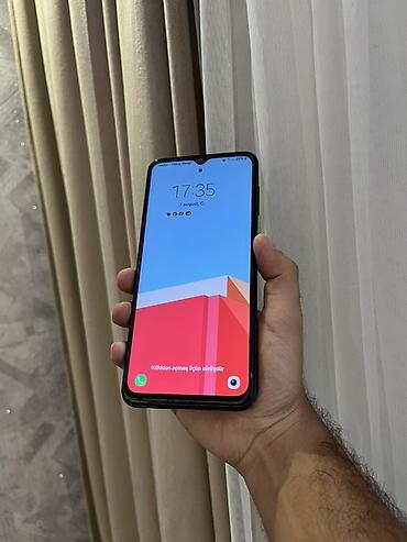galaxy a13: Samsung Galaxy A13, 64 GB, rəng - Qara, İki sim kartlı, Face ID, Qırıq — 1