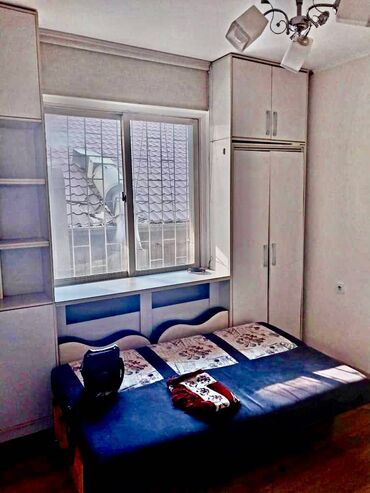 Продажа домов: 1 комната, 28 м², Индивидуалка, 2 этаж, Старый ремонт