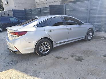 хюндай солярис 2017: Hyundai Sonata: 2018 г., 2 л, Автомат, Газ, Седан — 2