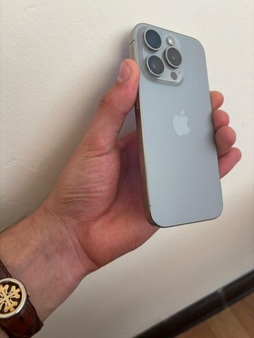 iphone 13 2ci əl: IPhone 15 Pro, 128 GB, Gümüşü, Face ID
