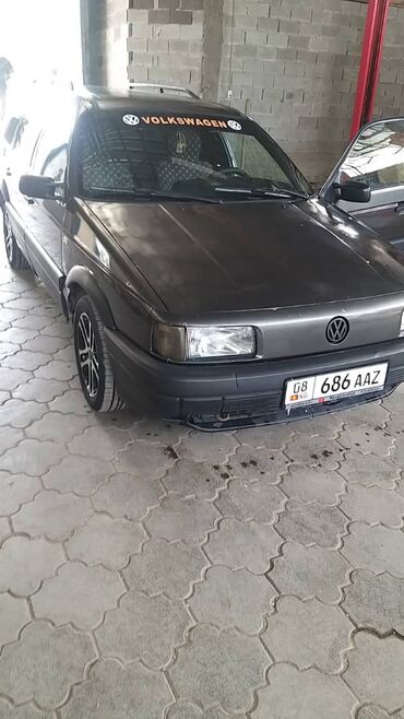 alpina b3: Volkswagen Passat: 1991 г., 2 л, Механика, Бензин, Универсал