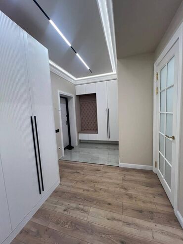 куплю квартиру асанбай: 2 комнаты, 77 м², Элитка, 10 этаж, Дизайнерский ремонт