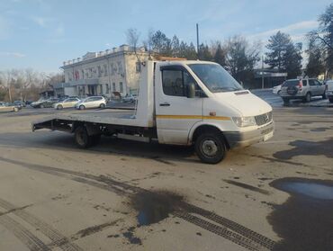 кожаные чехлы для авто: Көтөргүсү менен, Гидроманипулятору менен, Кыймылдуу платформасы менен