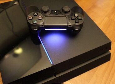 PS4 (Sony PlayStation 4): Sony PlayStation, без геймпада