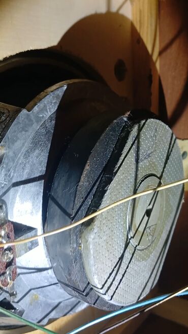 Dinamiklər və kolonkalar: İşlənmiş Radiotehnika Kolonka, Növ - Akustik, rəng - Qəhvəyi -da lalafo.az — 10 Dinamiklər və kolonkalar: İşlənmiş Radiotehnika Kolonka, Növ - Akustik, rəng - Qəhvəyi — 10