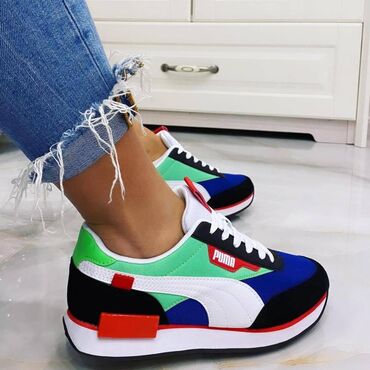 Patike: Puma patike

Novo
Brojevi 36 do 41

fb Moja Kupovina 1 — 2