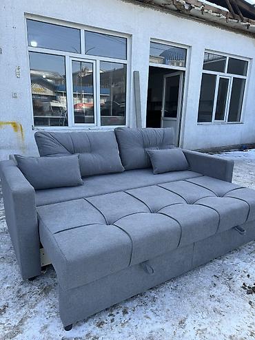 Прямые диваны: Прямой диван, Новый, Трехместный — 34