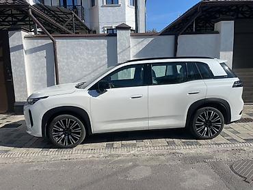 byd e6: AION i60, белый пред макс комплектация с темно серым салоном в — 3
