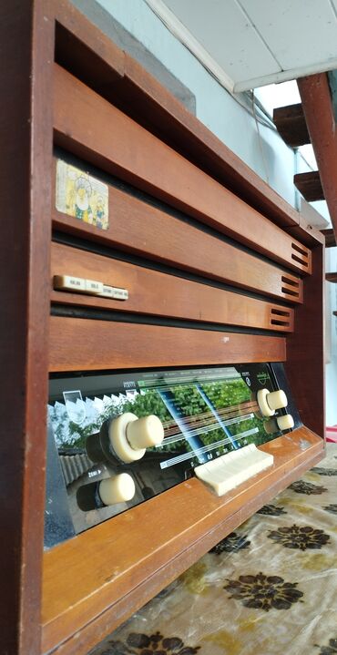 Digər əntiq əşyalar: Radio ‘Minia-4’. Model 1967 ㅤㅤㅤㅤㅤㅤㅤㅤㅤㅤㅤㅤㅤㅤ SSRİ dövründən qalma — 3