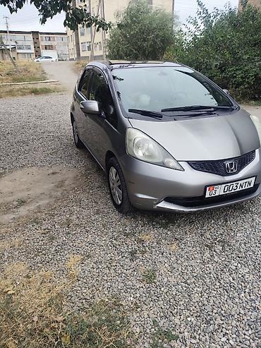 dodge hellcat: Honda Fit: 2010 г., 1.4 л, Механика, Бензин, Хэтчбэк — 3