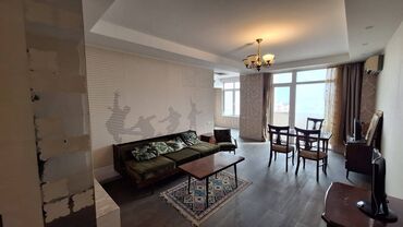 Uzunmüddətli kirayə mənzillər: Neftcilər metrosu Nazlı sarayın yanınında mənzil kirayə verilir — 10