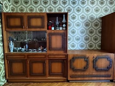 sofe kanabe: Regal iz tri dela očuvan, Aranđelovac, u odličnom stanju. Obavezan — 2