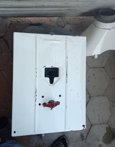 Ümumi su kranları: Sovetin belə pitminutkasını dəyişib yeni çıxanlarla əvəzləmişik. İndi