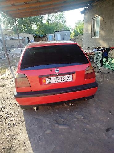 для авто: Volkswagen Golf: 1993 г., 1.6 л, Механика, Бензин, Хэтчбэк — 1