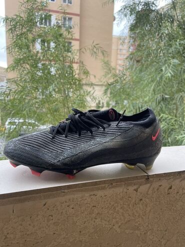 Səndəl və şəp-şüplər: Nike Mercurial krampon – natural ot örtüyü üçün - Rəng: qara, qırmızı