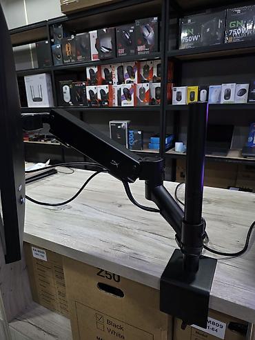 logitech g102 lightsync: Монитор, Б/у, LED, 27" - 28" — 2