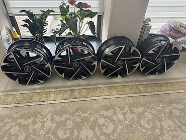 hyundai cona: Литые Диски R 19 Hyundai, Комплект, отверстий - 5, Б/у — 3
