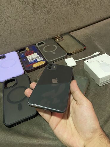 iphone 11 nece manatdir: IPhone 11, 64 GB, Qara