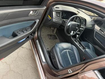 Hyundai: Hyundai Sonata: 2018 г., 2 л, Автомат, Гибрид, Седан at lalafo.kg — 12 Hyundai: Hyundai Sonata: 2018 г., 2 л, Автомат, Гибрид, Седан — 12