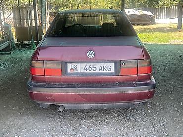 1 nz: Volkswagen Vento: 1996 г., Механика, Бензин, Седан — 2