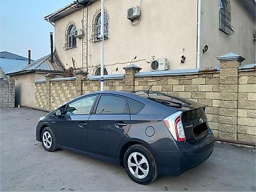 Toyota: Toyota Prius: 2012 г., Гибрид — 9