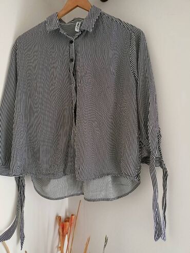 red burberry shirts: S (EU 36), Viskoza, Prugasti, bоја - Crna