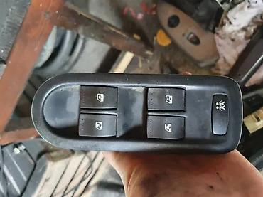 pezo 1: PREKIDACI PROZORA RENAULT MEGANE | prekidaci prozora renault megane — 1
