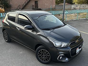газель собль: Chevrolet Spark: 2017 г., 1 л, Вариатор, Бензин, Хэтчбэк — 2